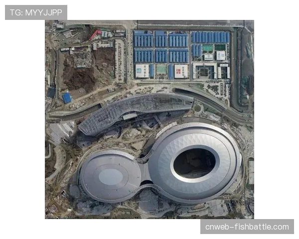 专业足球场再添新成员:成都凤凰山足球场二期扩建工程竣工,通过亚足联验收。 专业足球场再添新成员:成都凤凰山足球场二期扩建工程竣工,通过亚足联验收。